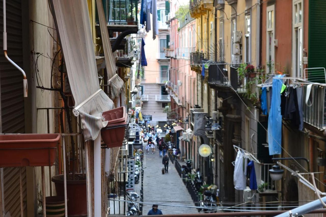 Traversa Toledo, Intero Appartamento Al Plebiscito Napoli Bagian luar foto