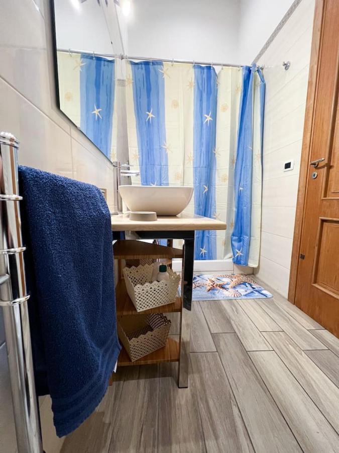 Traversa Toledo, Intero Appartamento Al Plebiscito Napoli Bagian luar foto